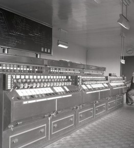 Z03905A.jpg